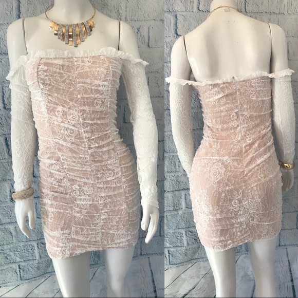 🔥 Love Catcher - Lace Off Shoulder Dress - Picture 3 of 7